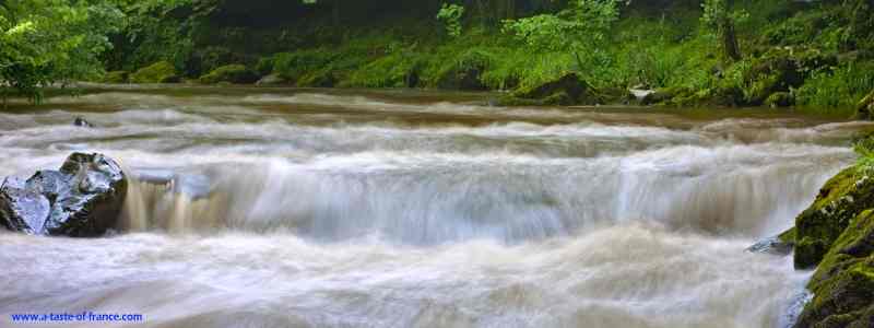 A fast flowing river in Dordogne Dordogne river