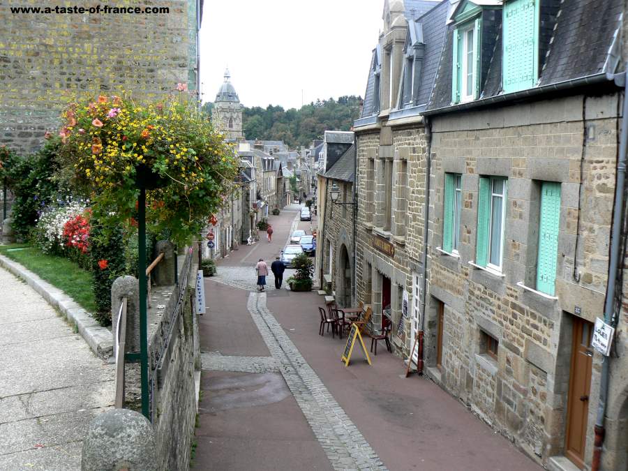  Villedieu les Poeles  France