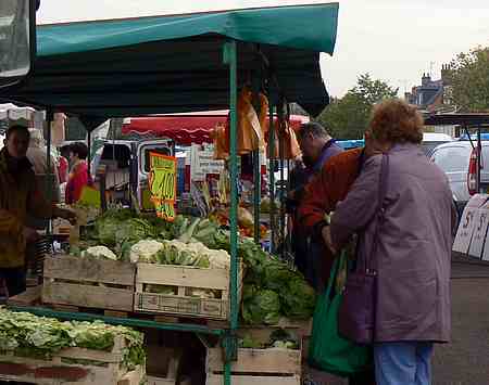 Audruicq market picture  2