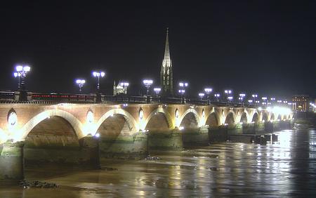 Bordeaux bridge picture