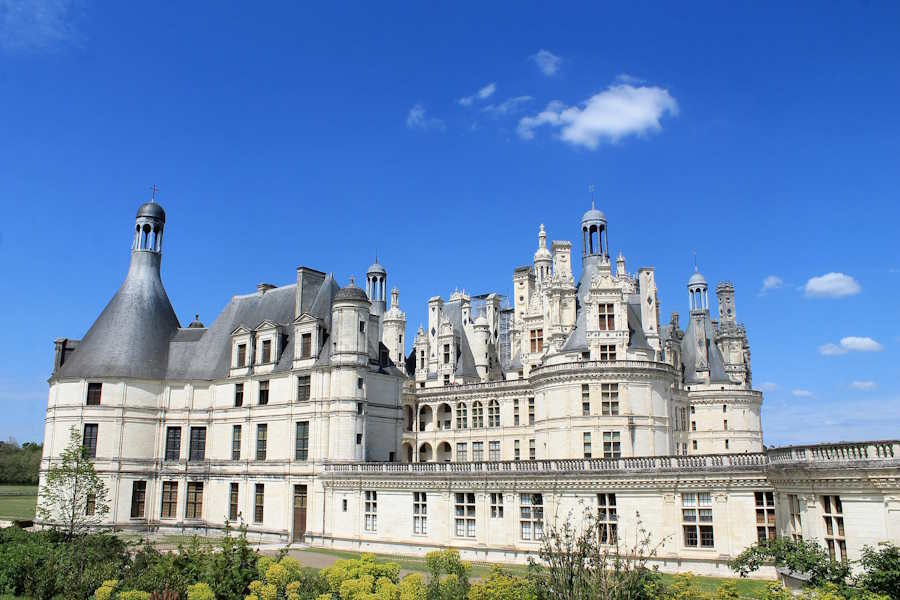  Chateau Chambord 