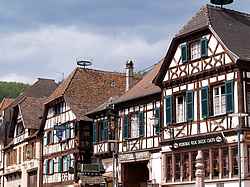 colmar house picture