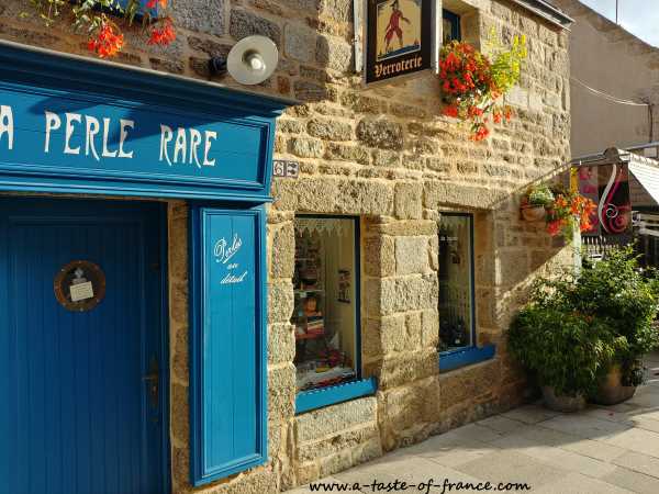 Shop in Concarneau France picture