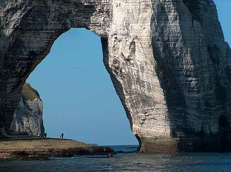 Etretat cliffs picture