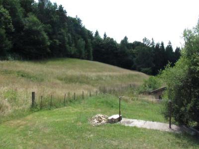 Attached grazing land