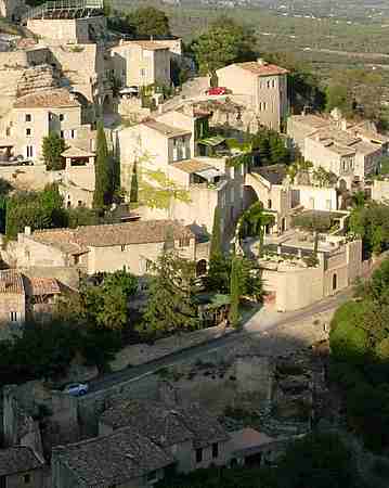 gordes picture 2