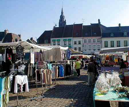hesdin  market square 2 picture