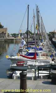 Honfleur boats