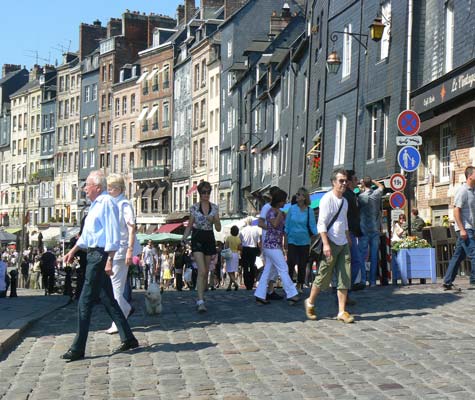 honfleur port area