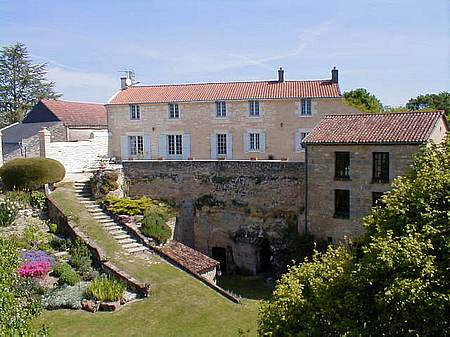 Rochemenier a house in the troglodytiques village