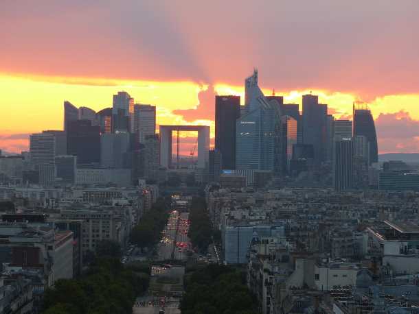 la defense Paris picture