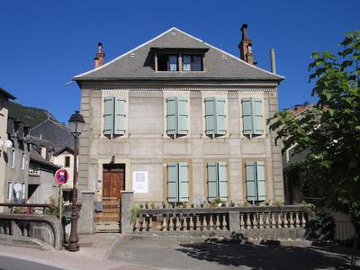 Fully renovated 7 bedroom 6 bathroom house 31440 Cierp-Gaud