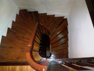 Original staircase (3 floors)