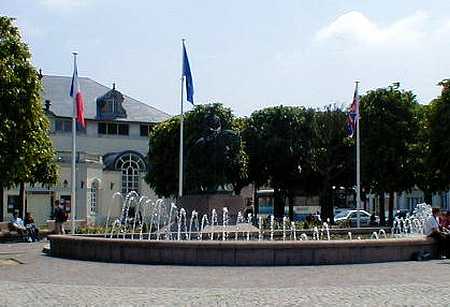 Montreuil-sur-mer fountain 