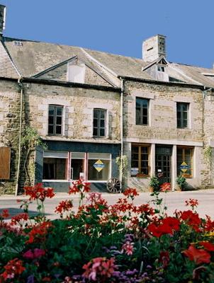 Two houses knocked into one.