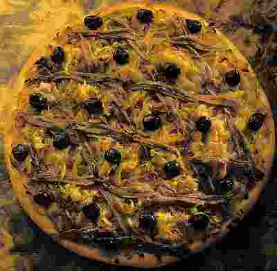 onion and anchovy French recipe