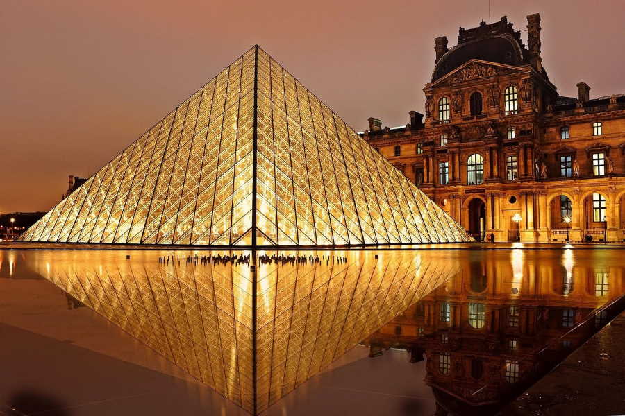 Louvre museum in Paris 
