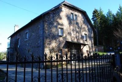 View from country lane