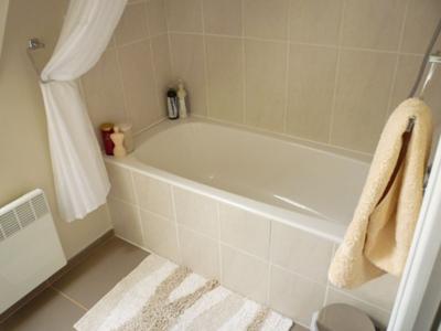 Newly refurbished upstairs bathroom