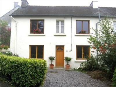 House in St Gilles Vieux Marche