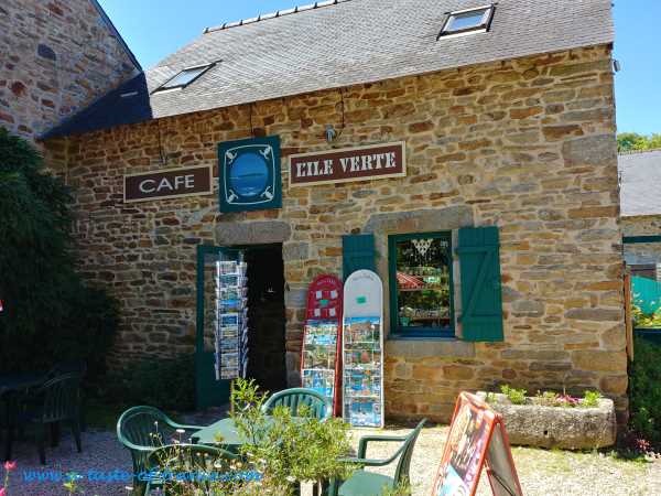 Kerascoet cafe Brittany