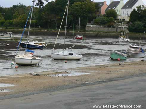  Pont-l`Abbe  Brittany