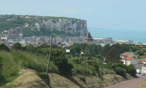 Mers les Bains road and cliffs