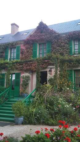  Monet`s house picture 