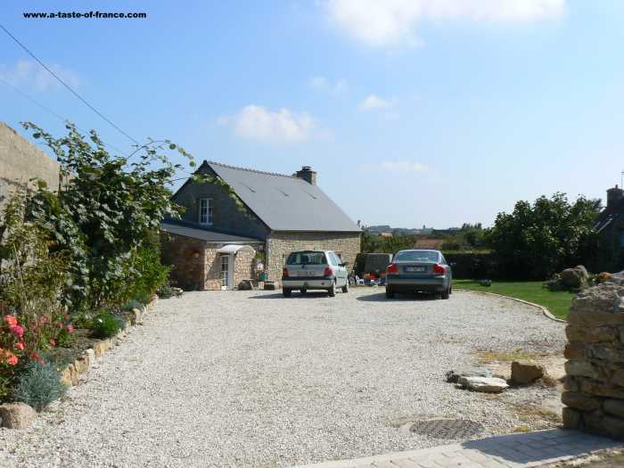 Neville sur Mer village in Normandy 